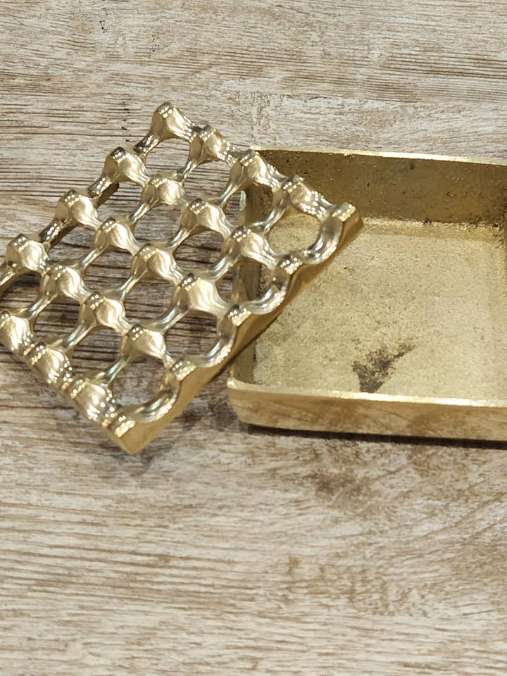 Handcrafted Solid Brass Ashtray made by berber artisan for wholesale by bazarifinagh