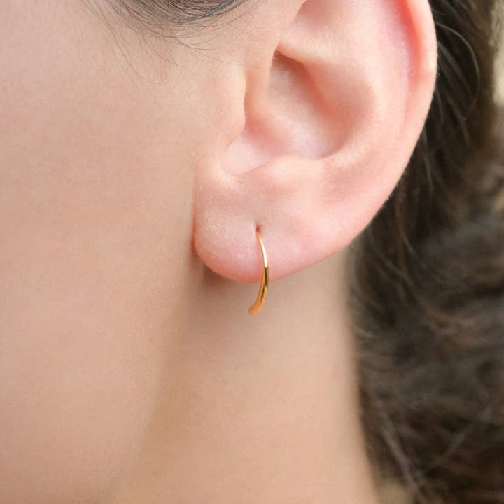 Blueyejewelry - Wholesale Hoop Earrings - Dainty Threader Earrings-925 Silver Tear Drop Wire Earrings1