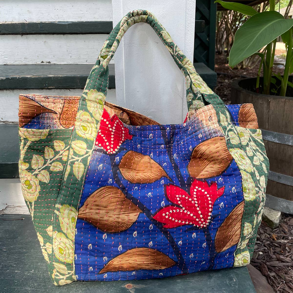WorldFinds - Wholesale Tote Bag - Women's - Kantha Carryall Bag4