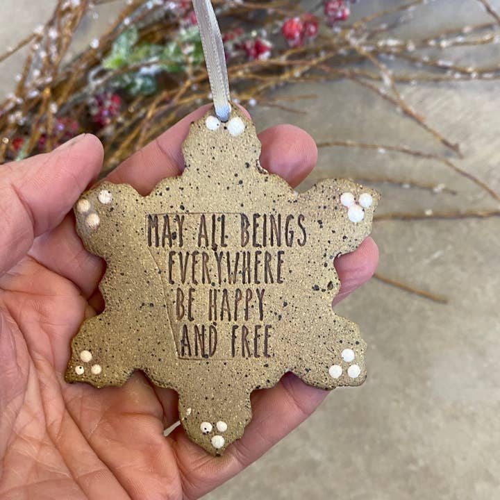 Stonehouse Pottery – wholesale Ornament – Ceramic Snowflake Ornament4