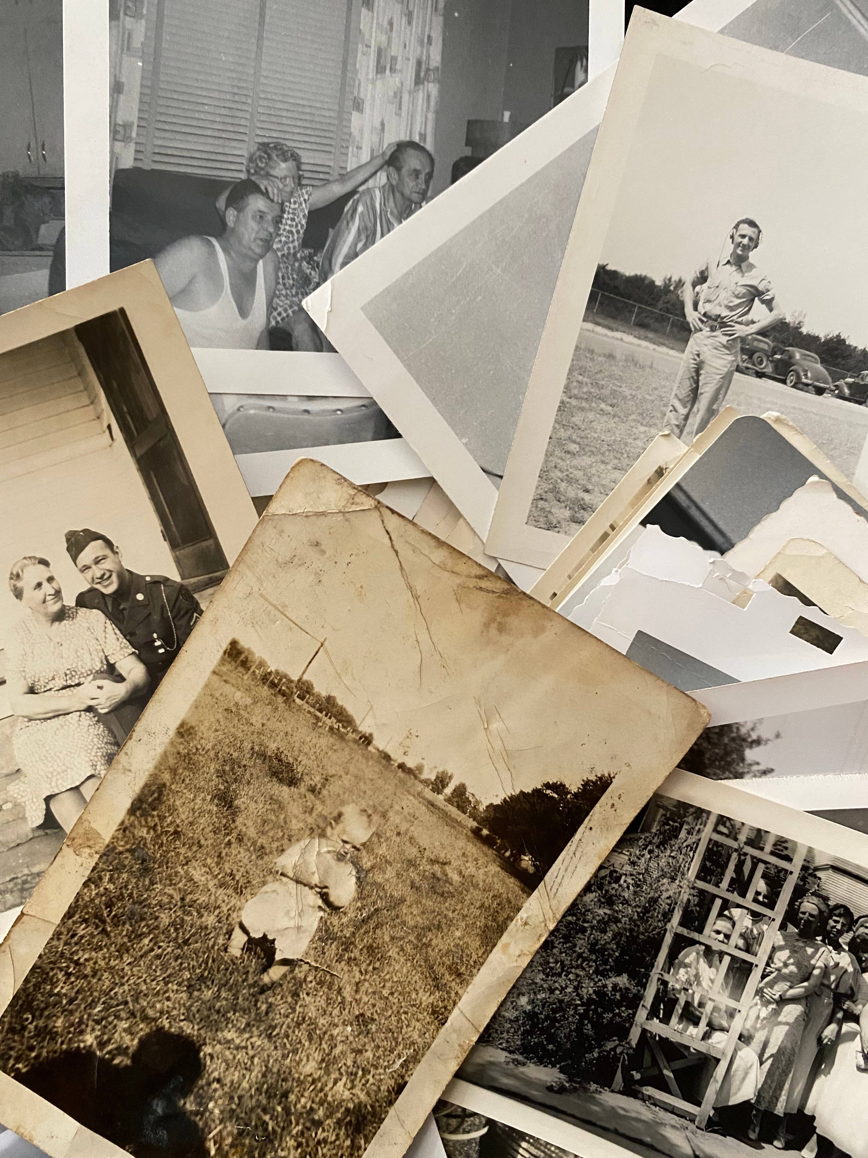 Wax Apothecary - Wholesale Photograph - Antique Black & White Photos ** GENUINE VINTAGE4