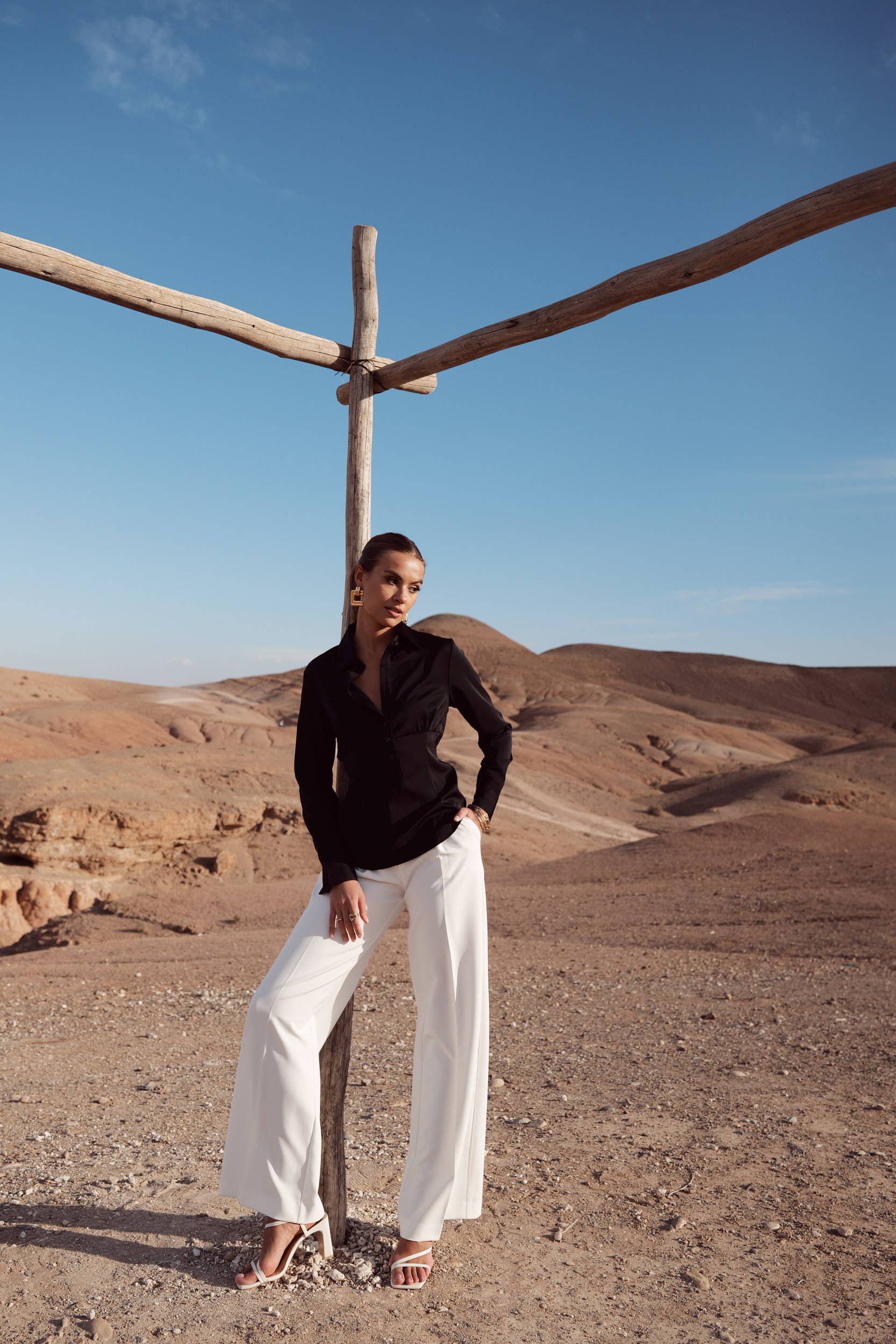 Attentif Paris - Wholesale Button Down Shirt - Women's - Satin corset shirt with lapel collar26