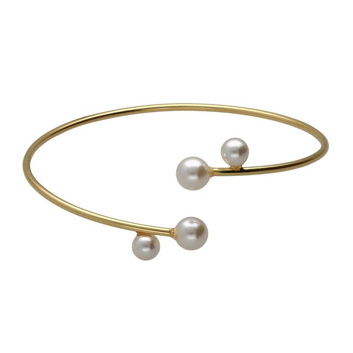 Bracelet Sera avec perle en argent pour la vente par Victoria Cruz