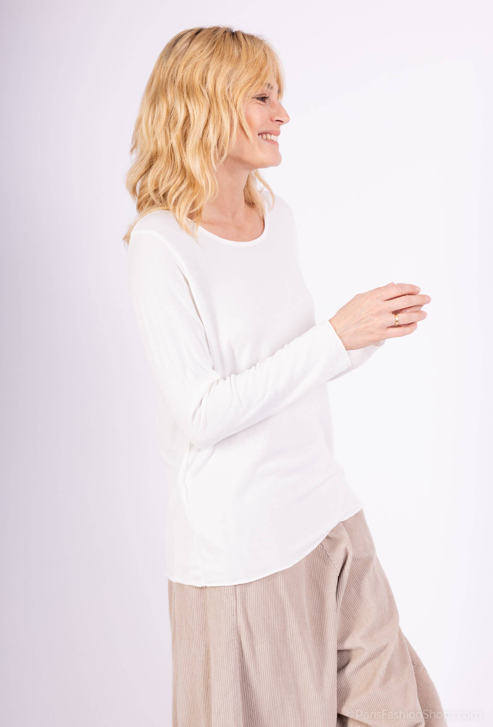 L'Emotion - Wholesale T-Shirt - Women's - Long Sleeve Round Neck T-Shirt 30% Wool 30% Angora21