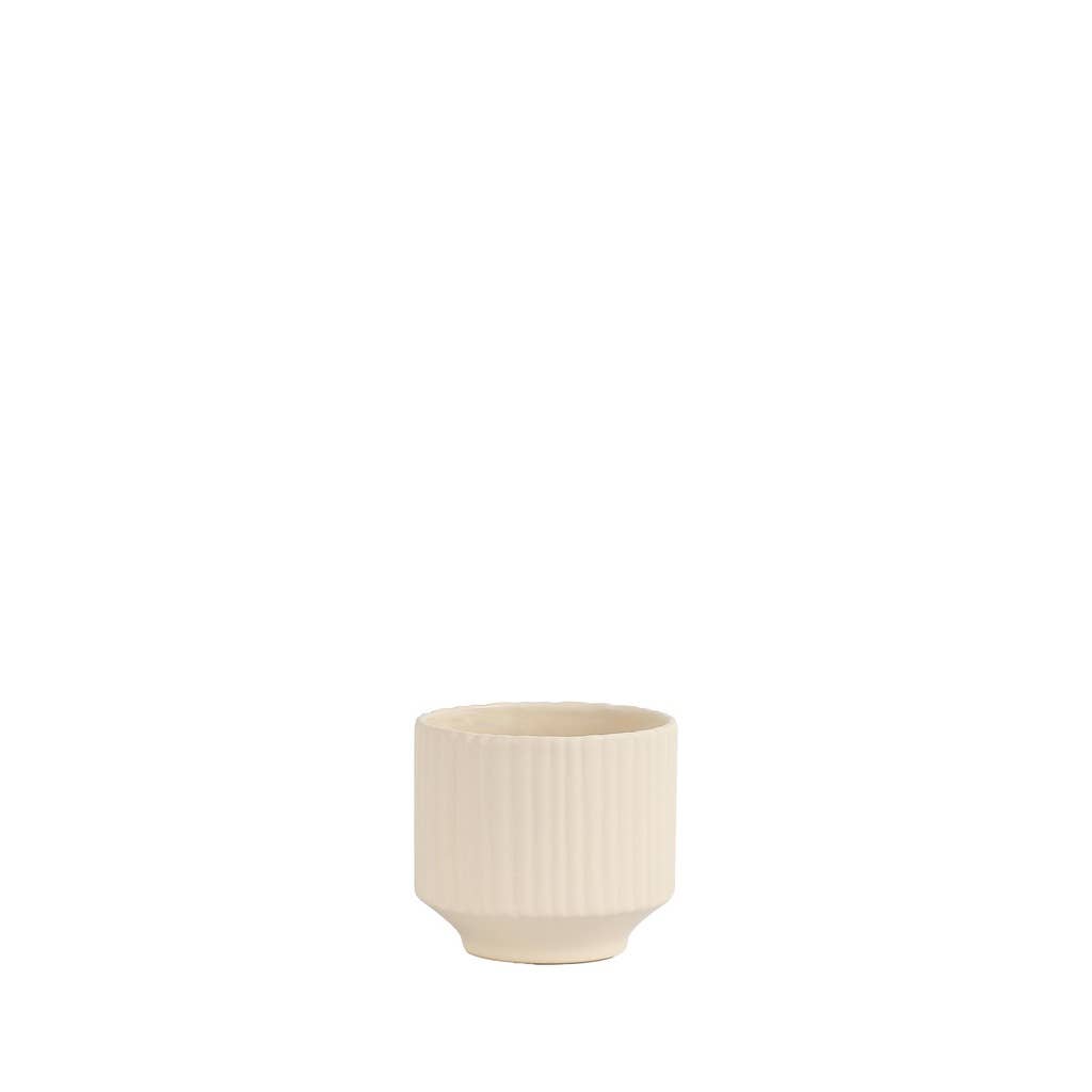 Purchased product: Sybil Pot Round Cream - 4.5 x 4"