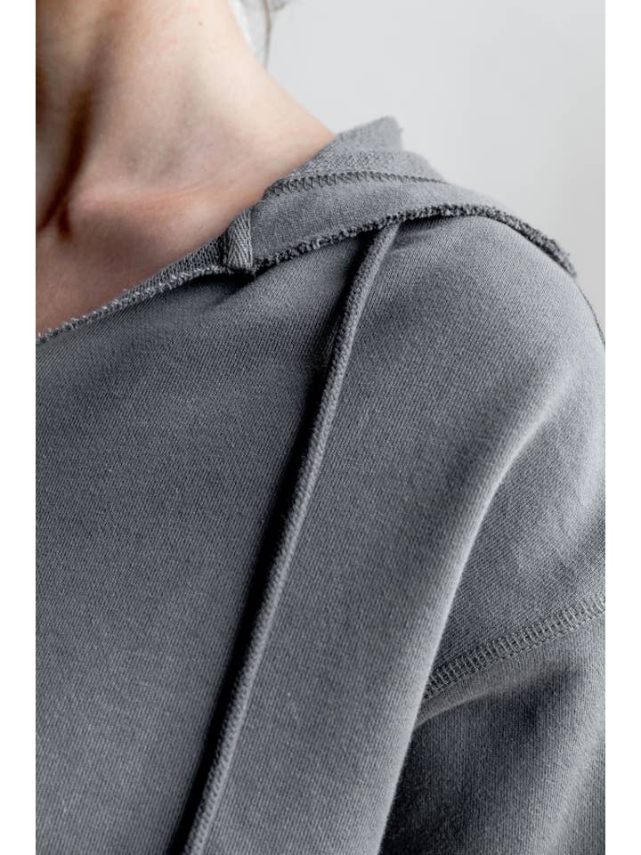 KAYAN.L – Conjuntos Casual - Mulher por atacado – Conjuntos de moletom e fundo cortados com bordas cruas cinza4