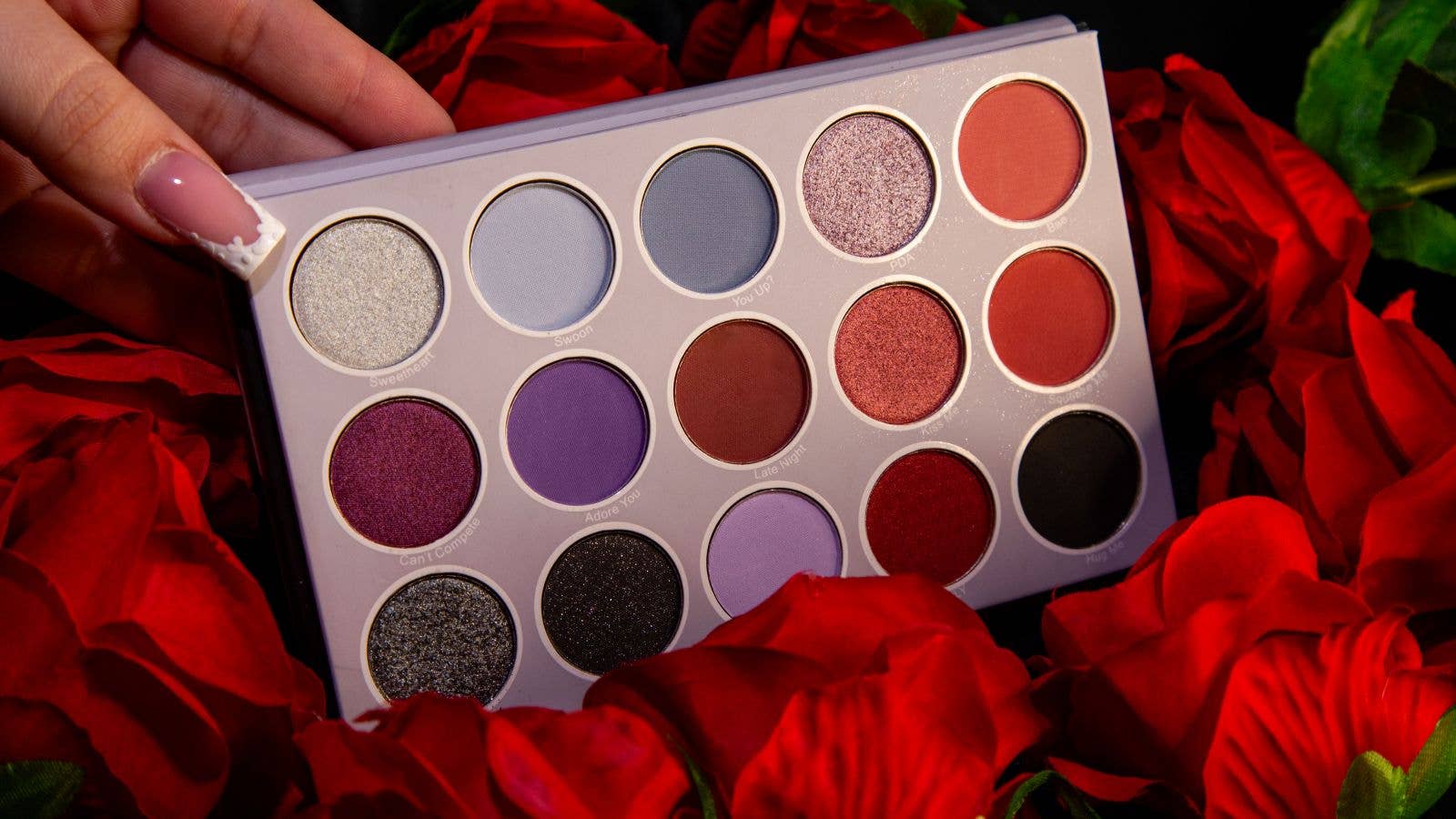 Lurella Cosmetics - Wholesale Eyeshadow Palette - Bad Romance Palette1