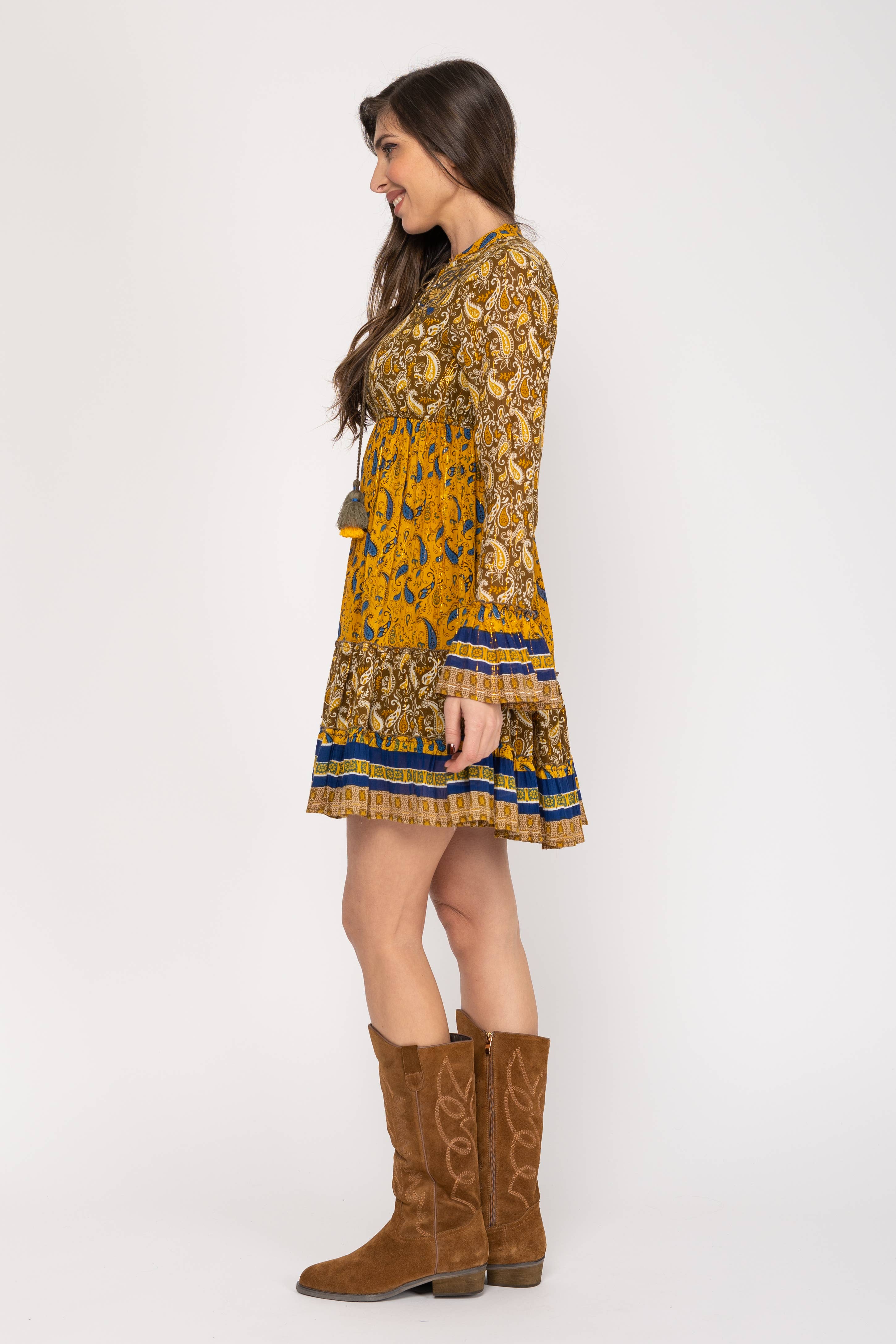 Kaffe Kjole PR8149V med paisleymønster og mandarinlukning for engroshandel på Faire1