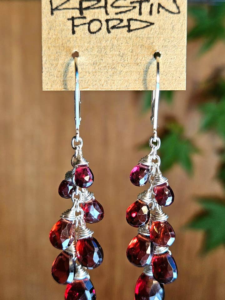 Orecchini a cascata con granato (ERD4425) per la vendita all'ingrosso da parte di KRISTIN FORD Jewelry With Meaning