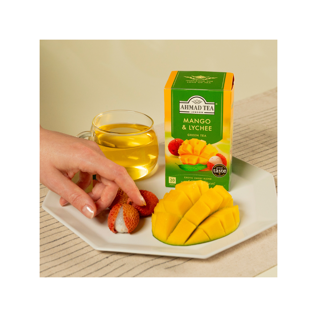 Ahmad Tea - Wholesale Health/Detox Tea - Box of 20 tea bags - Green tea - Mango & Lychee3