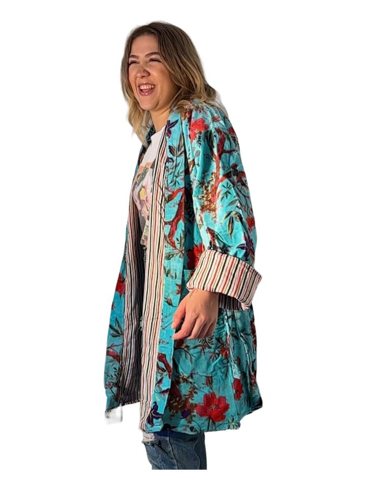 Kinomy – wholesale Rock - Dam – Mönstrad kappa i trehårig sammet med kimonomodell6