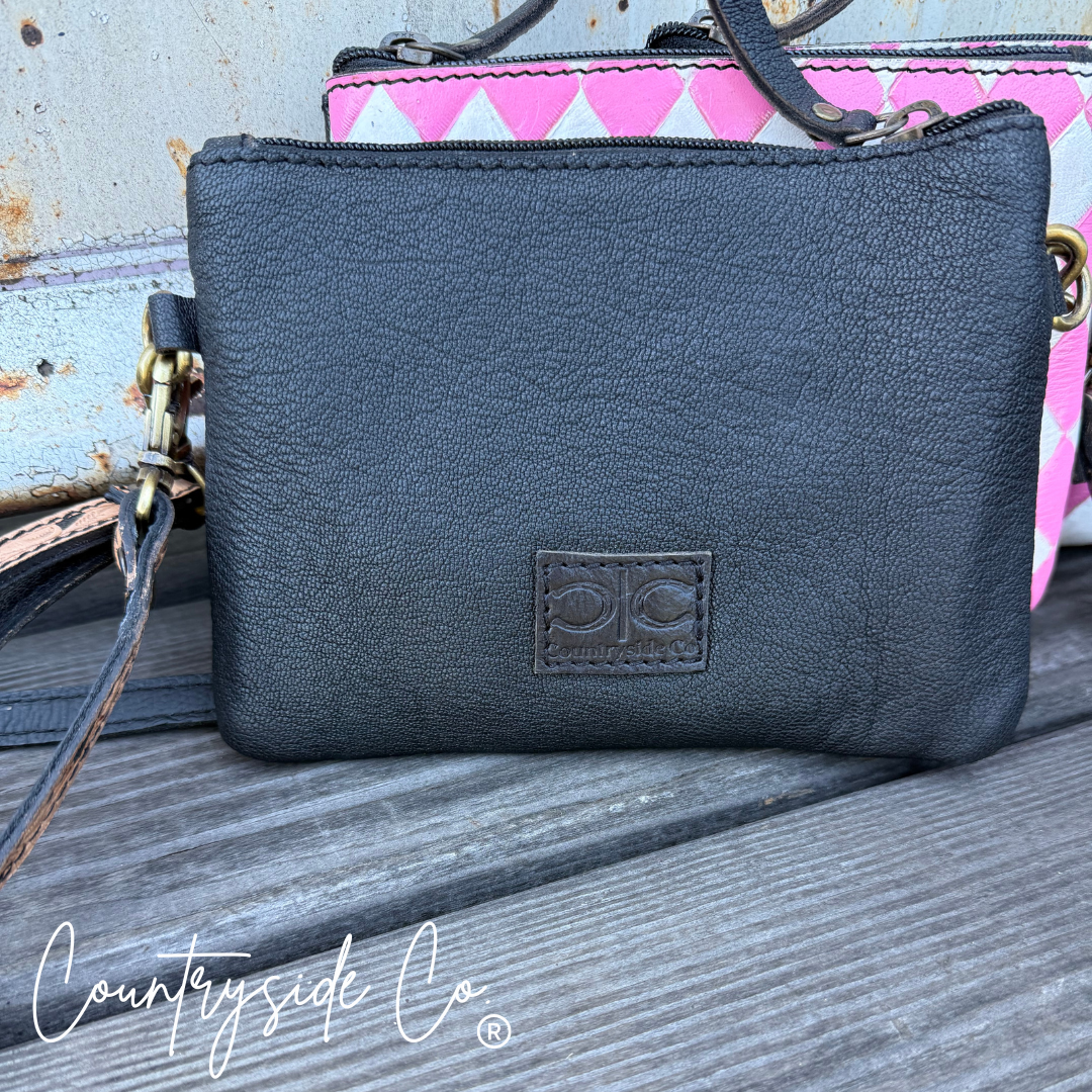 Texas Western Cowhide Bags and More - Wholesale Crossbody bag – Women's - Cowgirl Kiss Checkered Leather Small Purse4