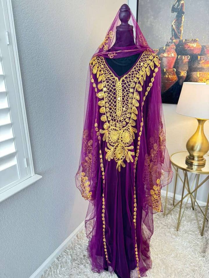 Yasameen Hashimi per la vendita all'ingrosso da parte di Bonita Style