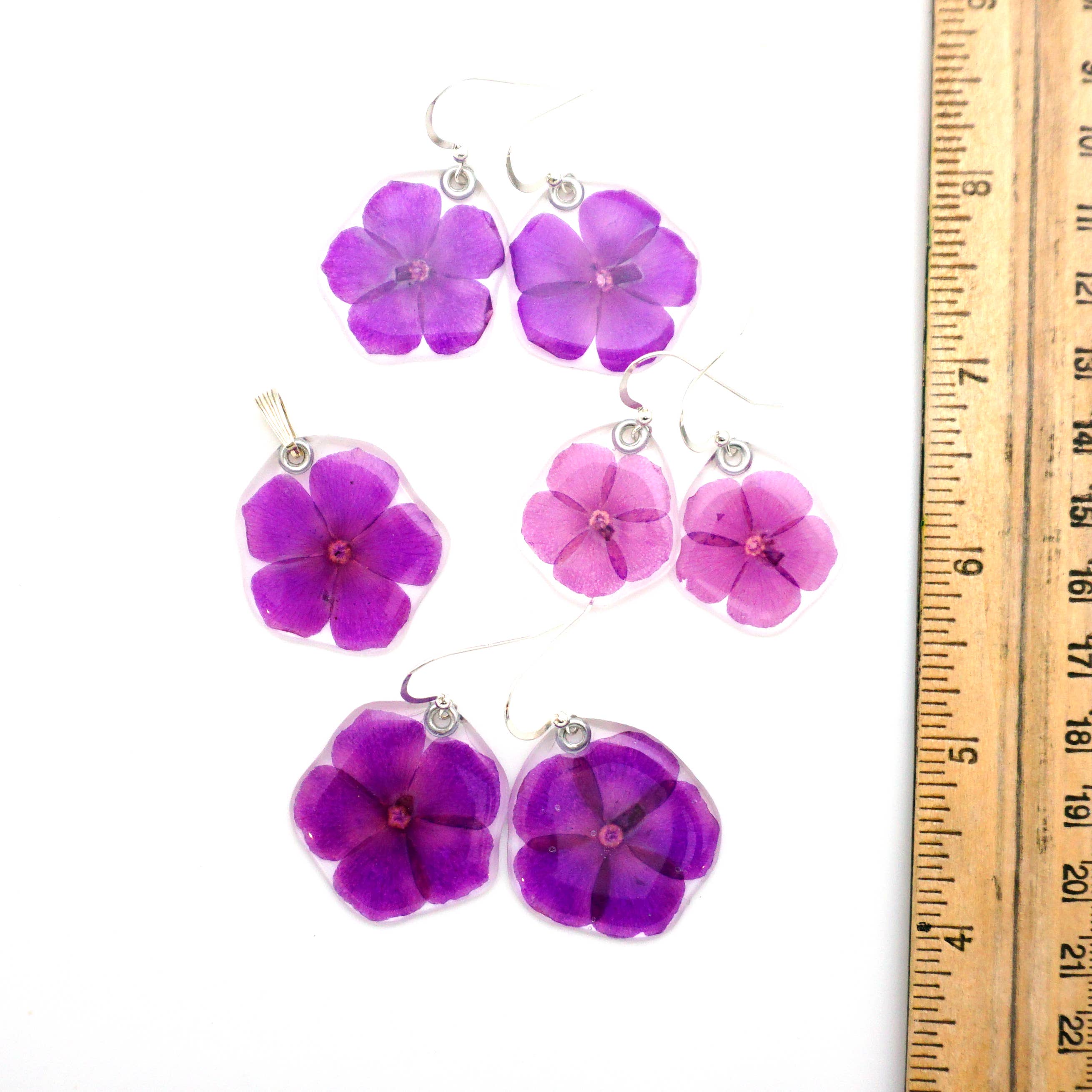 Petal Connection - Wholesale Individual Charm/Pendant - 69214 Phlox Flower Pendant6