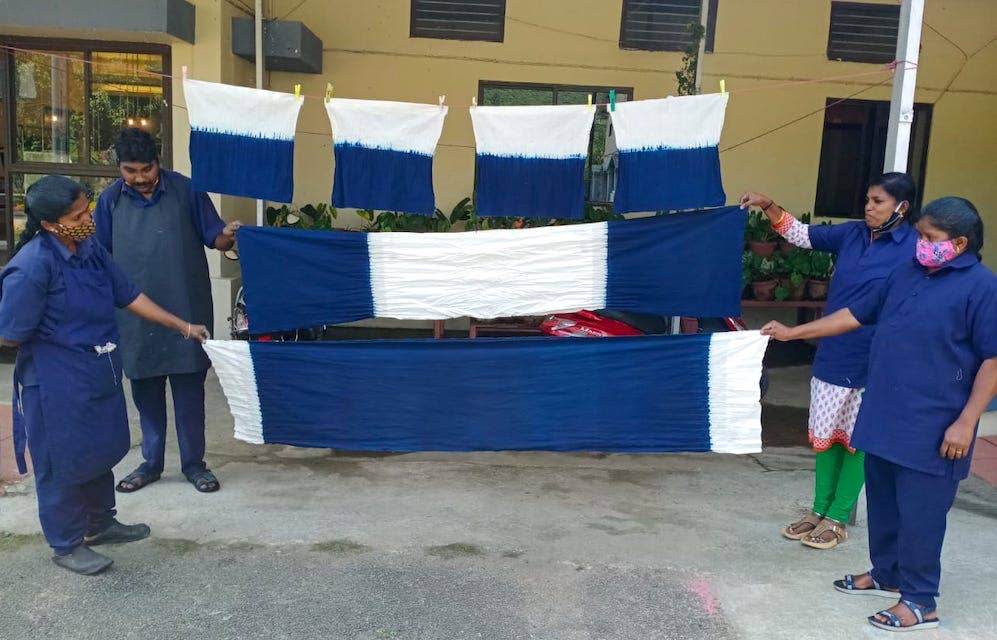 TerraKlay – wholesale Dinner & cloth napkin – Indigo Blue Cotton Napkins Naturally Dyed Ombré Shibori2