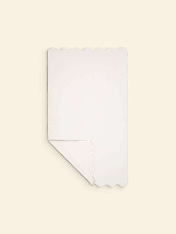 The wavy bath sheet in ivory cotton for wholesale by Tomète