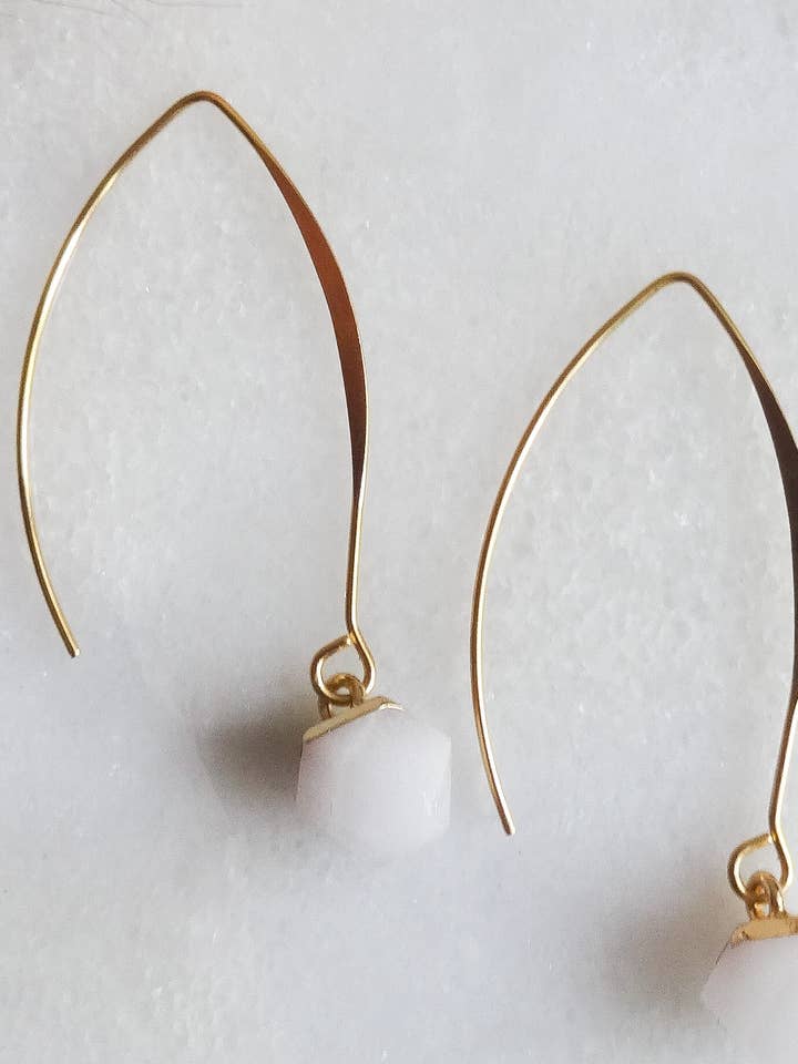 Bracciali Maria, giada bianca per la vendita all'ingrosso da parte di LES TISSAGES DE CAMILLE