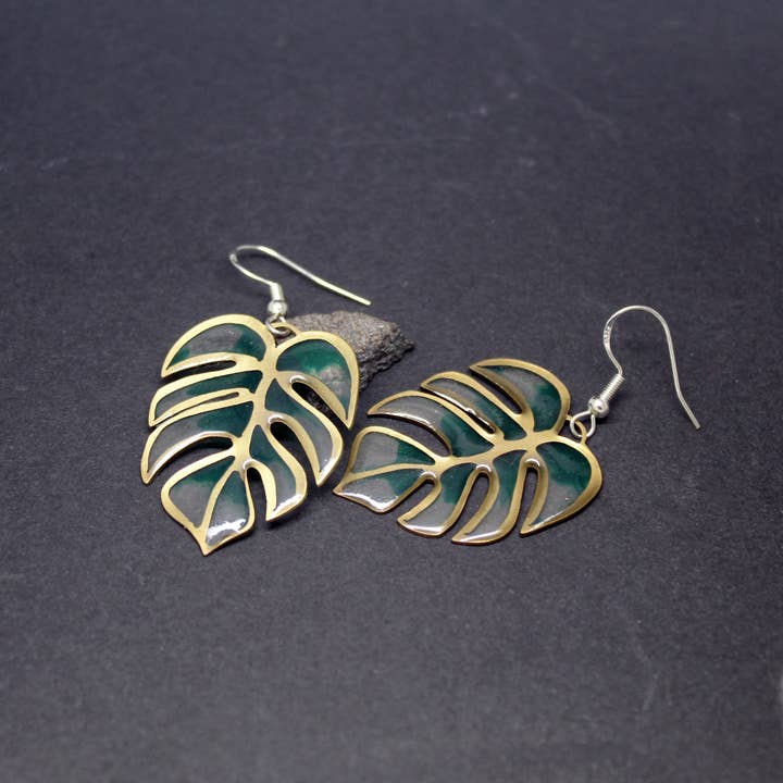 Plataica - Wholesale Dangle Earrings - Brass and 925 silver monstera leaf earrings with clear UV resin2