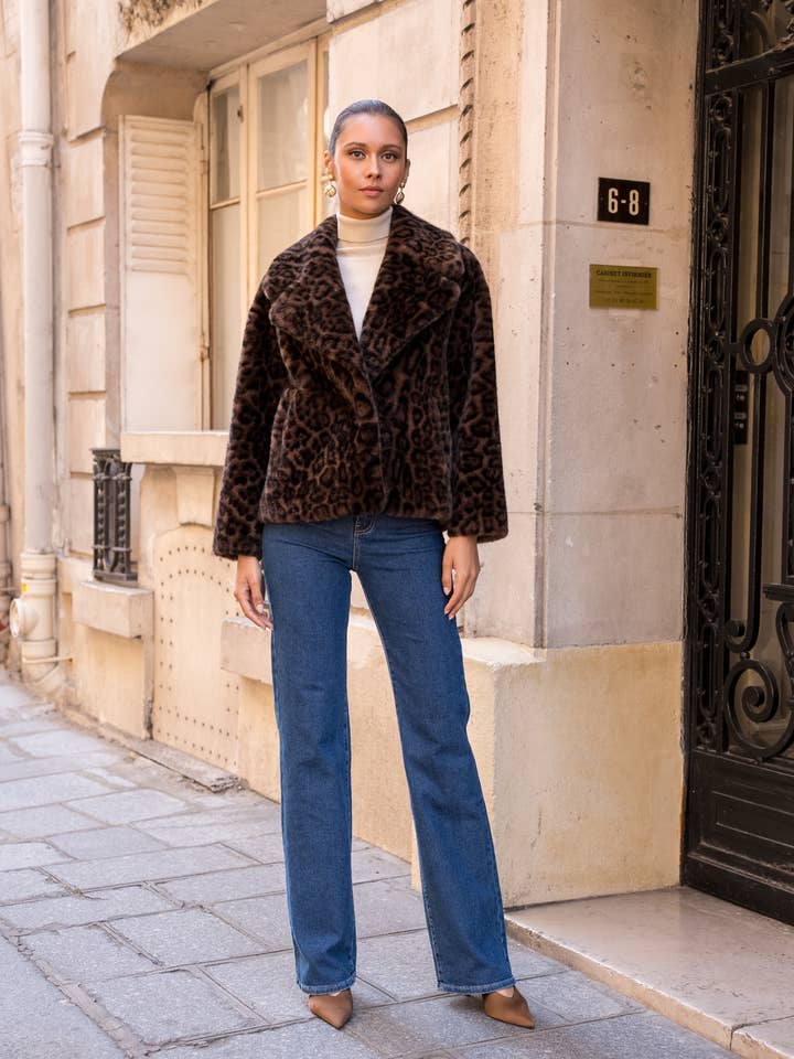 Attentif Paris - Wholesale Fur/Faux Fur Coat - Women's - Reversible leopard faux fur jacket3