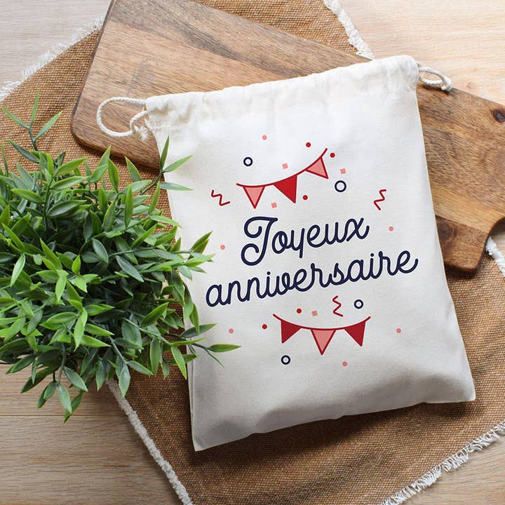 Birthday gift bag for wholesale by Juste un t-shirt
