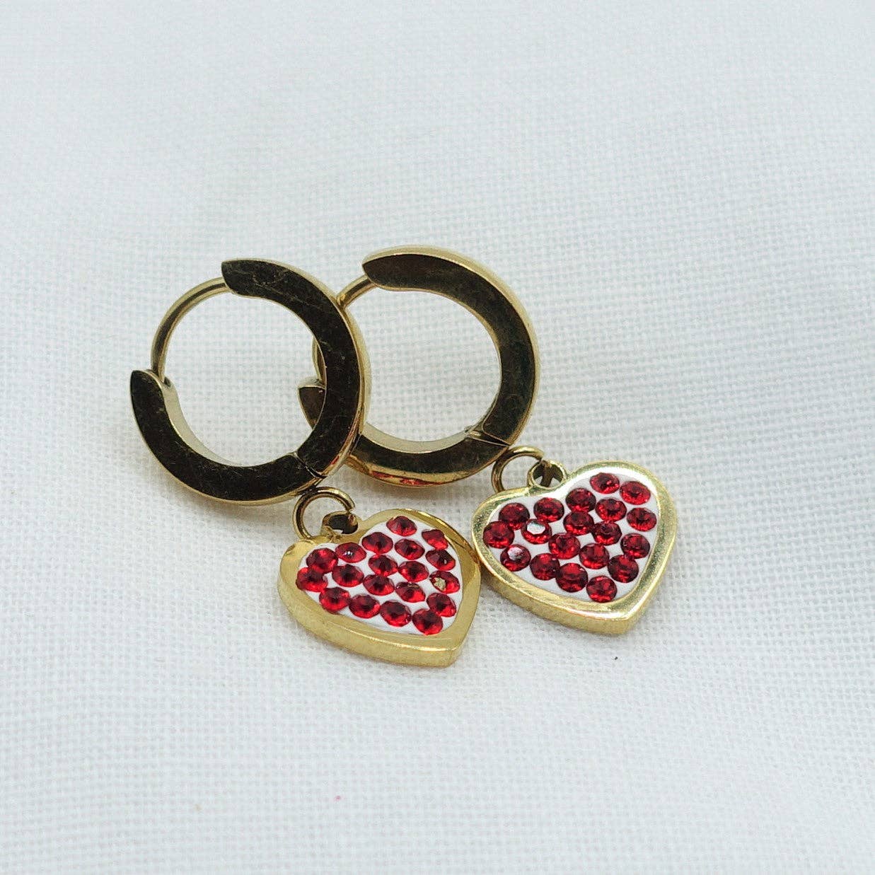 Daemon srls – wholesale Huggie earrings – LUCY ~ Zircons heart Stainless Steel Earrings18