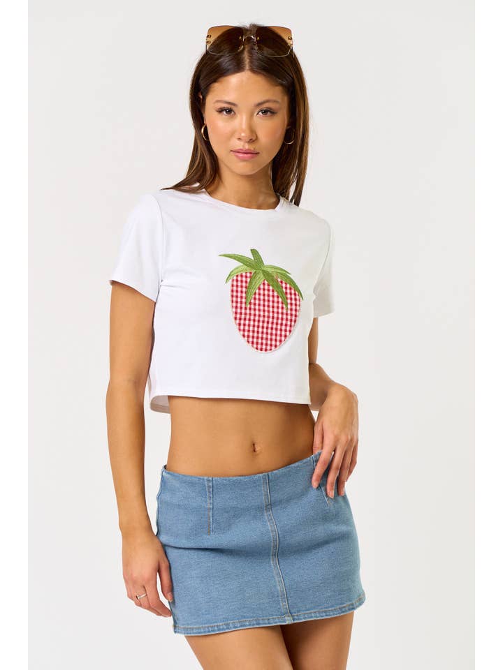 OFF WHITE IBT33458 Strawberry Patchwork Relax Fit Tee for wholesale on Faire