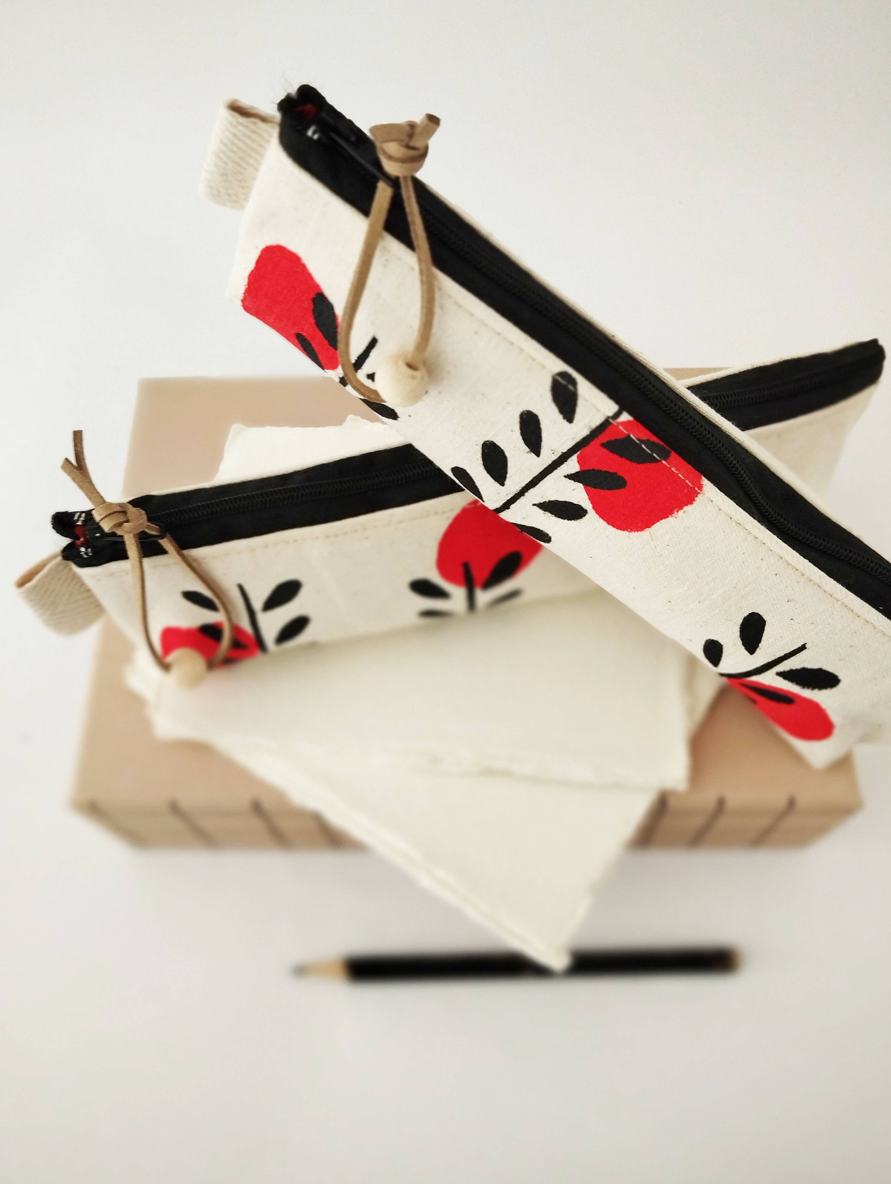 The Ink Job - Vente Étuis/trousses à crayons - Trousse à crayons à motifs floraux scandinaves5