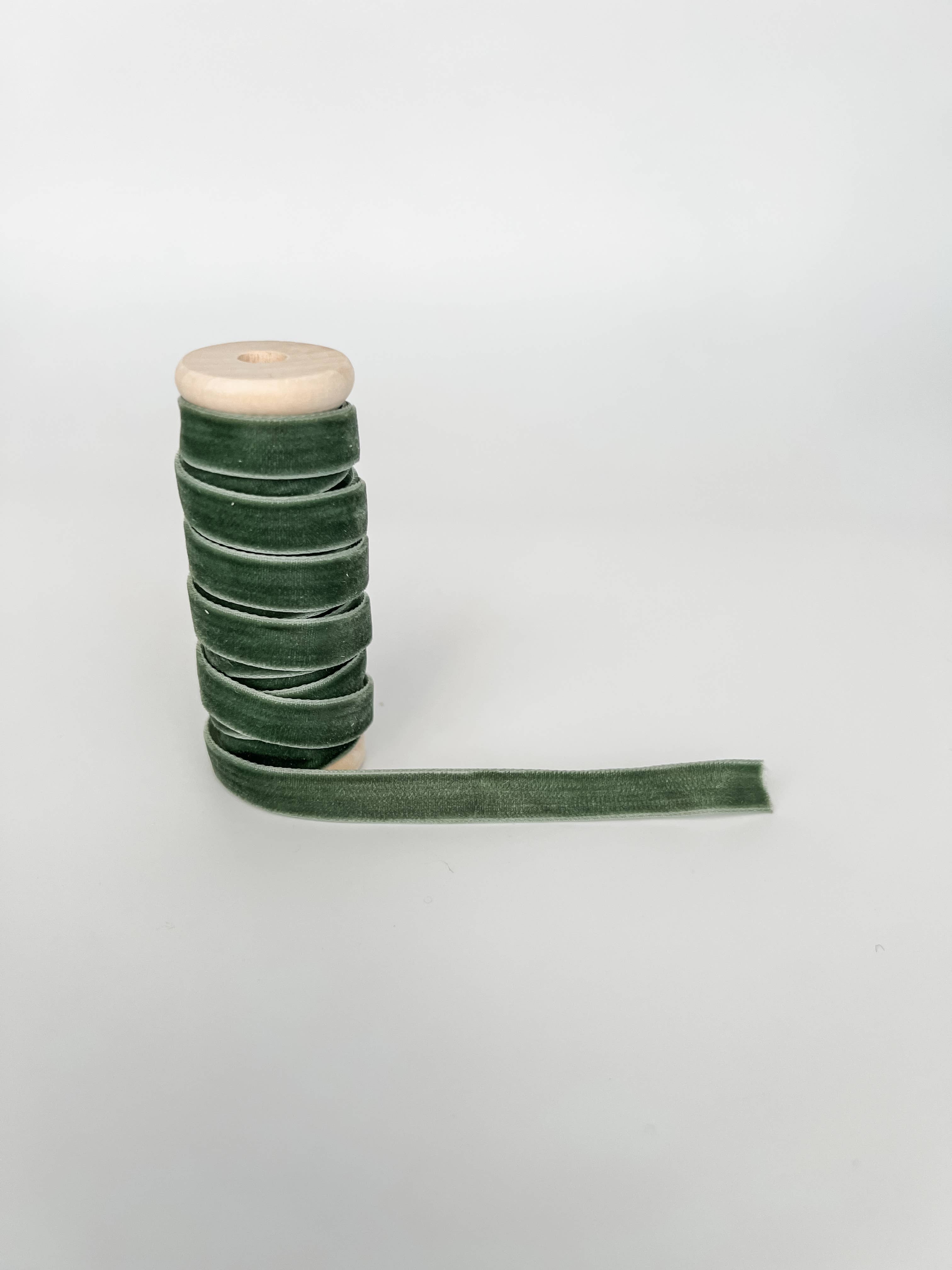 Trim & Twine - Vente Ruban – emballage cadeau - Ruban en velours, 3/8 po3