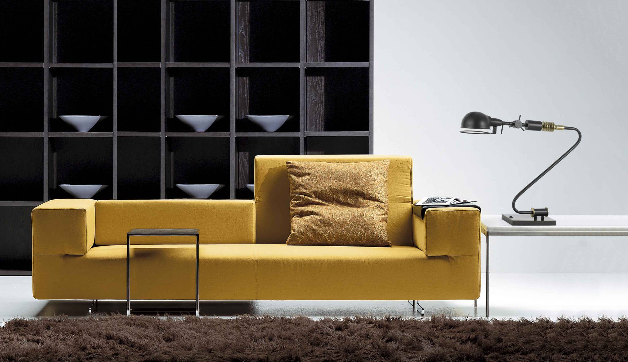 HomeRoots - Vente Lampes d'appoint/de bureau - Lampe de bureau en métal bronze de 21 po avec abat-jour en forme de dôme en bronze3