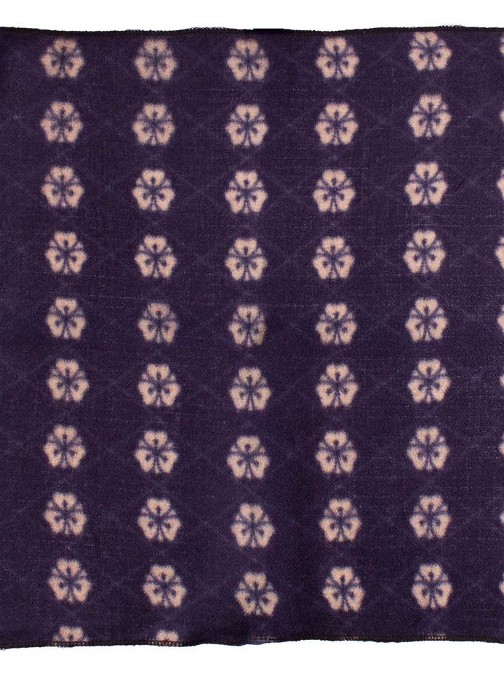 Pañuelo de Bolsillo Vintage de Cachemira Violeta con Flores Blanco Sucio POCV1049 para venta al por mayor de Graffeo Cravatte