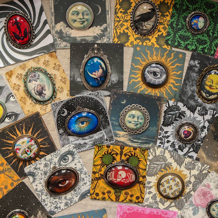 Asunder Bazaar - Wholesale Brooch - 20pc Handmade Eclectic Vintage Cameo Brooches on Cards8