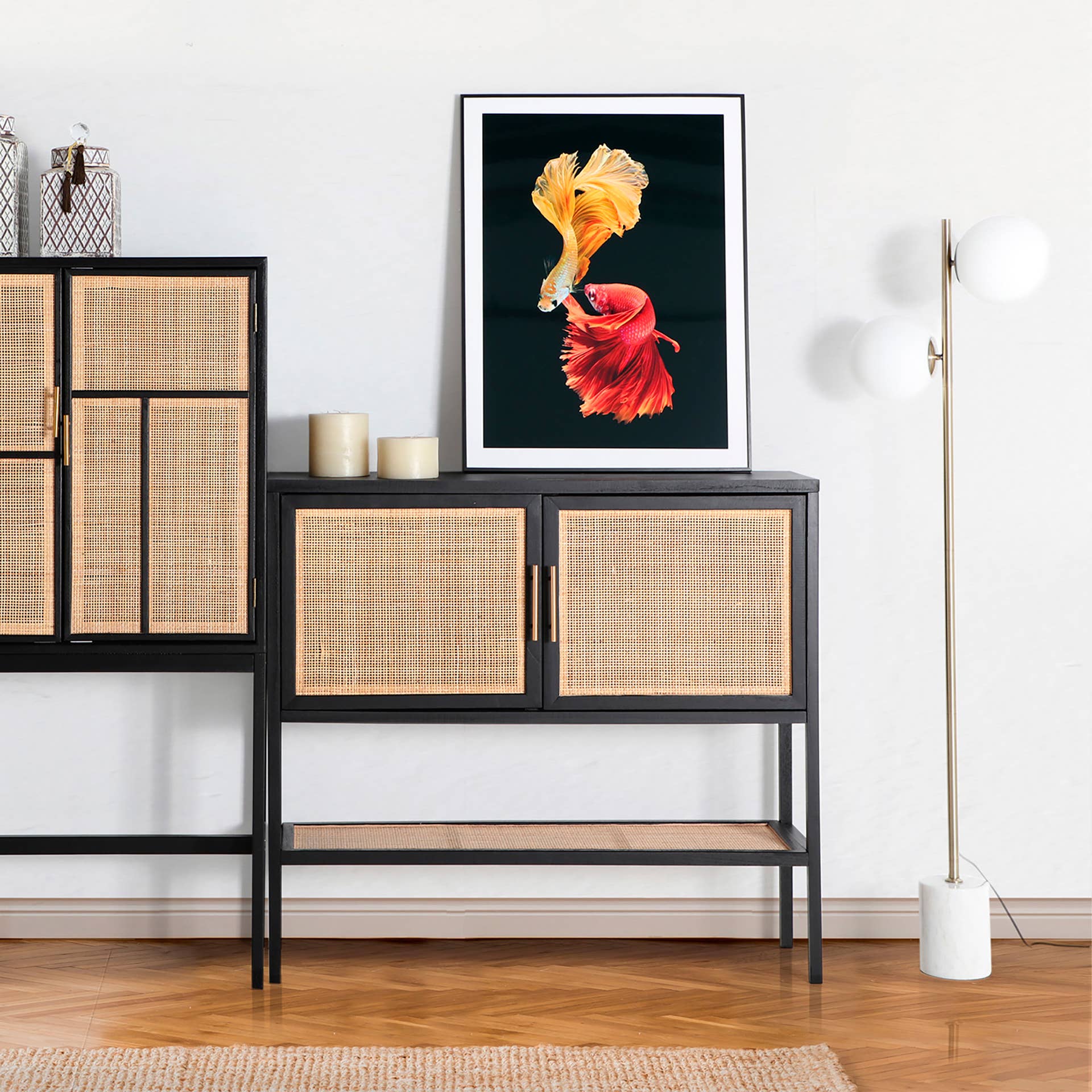 Kodu – wholesale Skåp – Beilen skåp i furu med svart och naturlig färg6