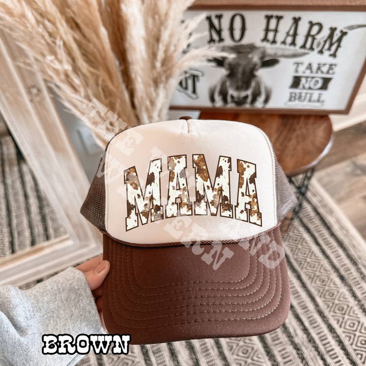 Cappello da camionista western con stampa mucca MAMA per la vendita all'ingrosso da parte di The Wild and Western