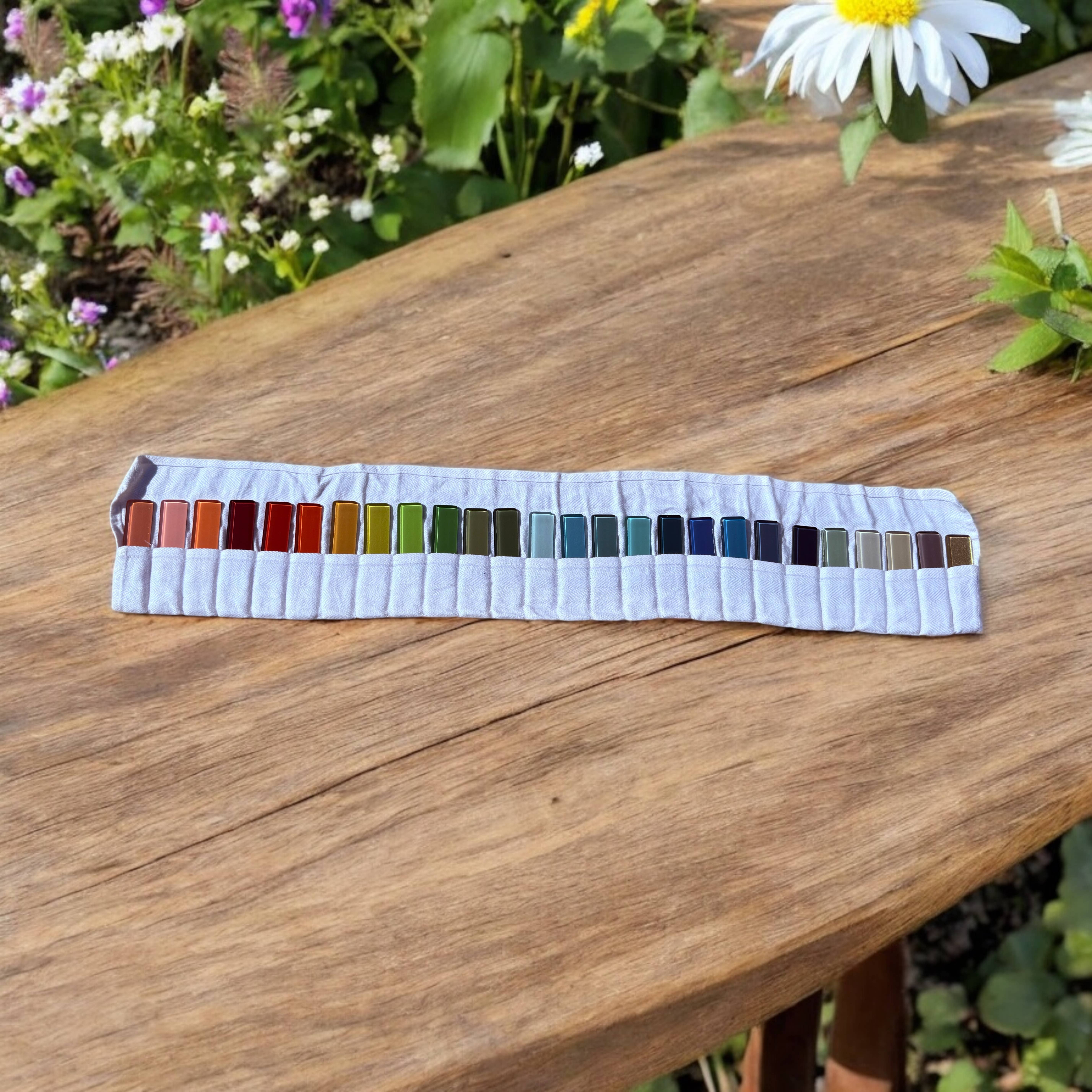 VerreLabDeco - Wholesale Decorative Tabletop Object - Table knife holder, tableware design17