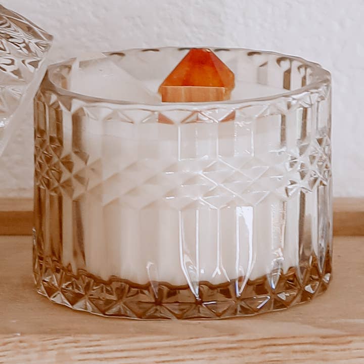 Oak and Ash Candle Company - Wholesale Jar/Filled Candle - Toasted Champagne Crystal Candle0