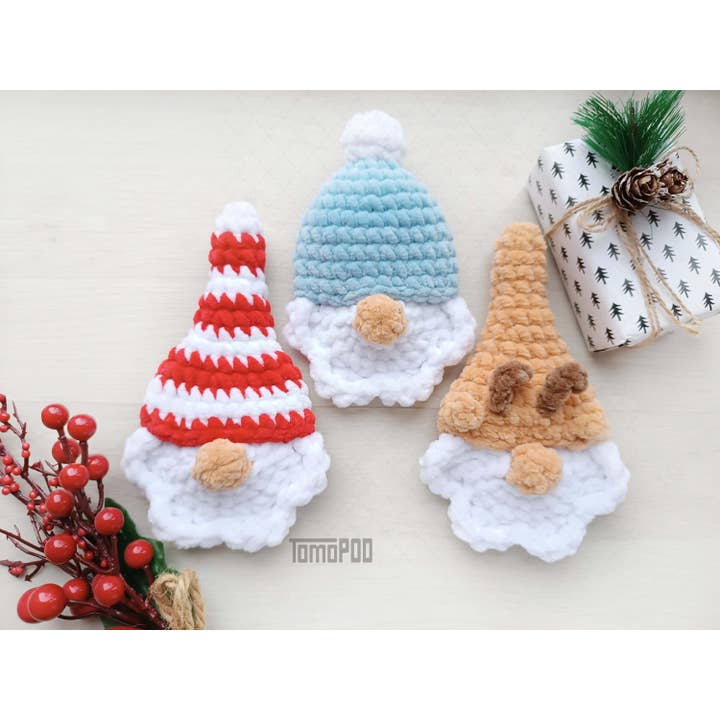 Crochet Christmas Gnomes, Set of 3 Christmas Tree Ornaments for wholesale by TOMOPOD LLC