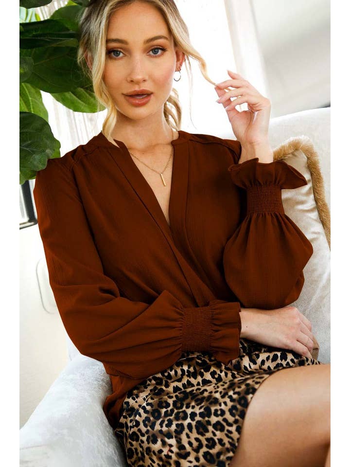 Vine & Love - Vente Chemisier – femme - Blouse smockée à encolure Henley et manches ballon VT31377D5