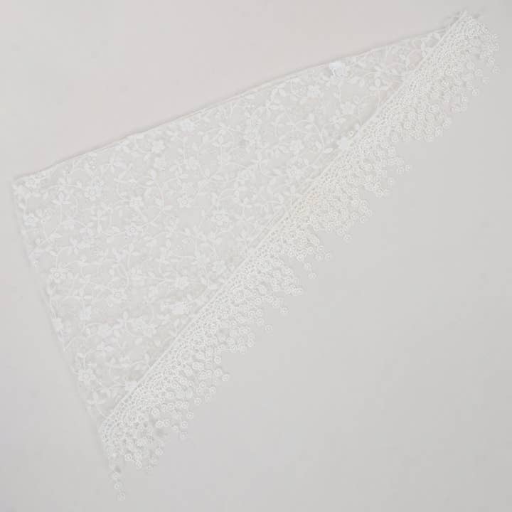 AK Brand - Vendita all'ingrosso Sciarpa - Donna - Scialle triangolare con frange floreali in pizzo leggero13