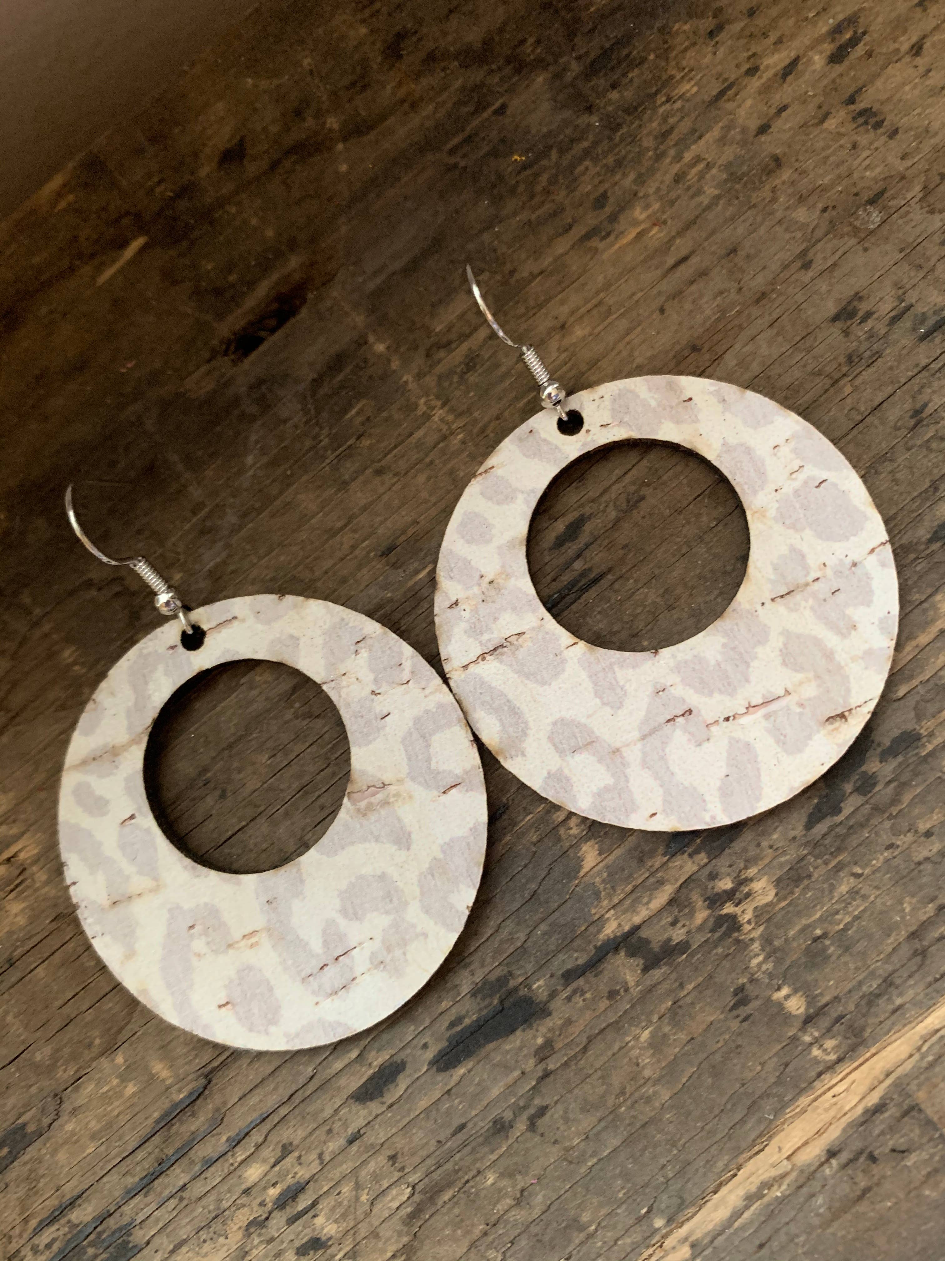 Jill's Jewels - Wholesale Dangle Earrings - Neutral Tan Leopard Cork Hoop Earrings2