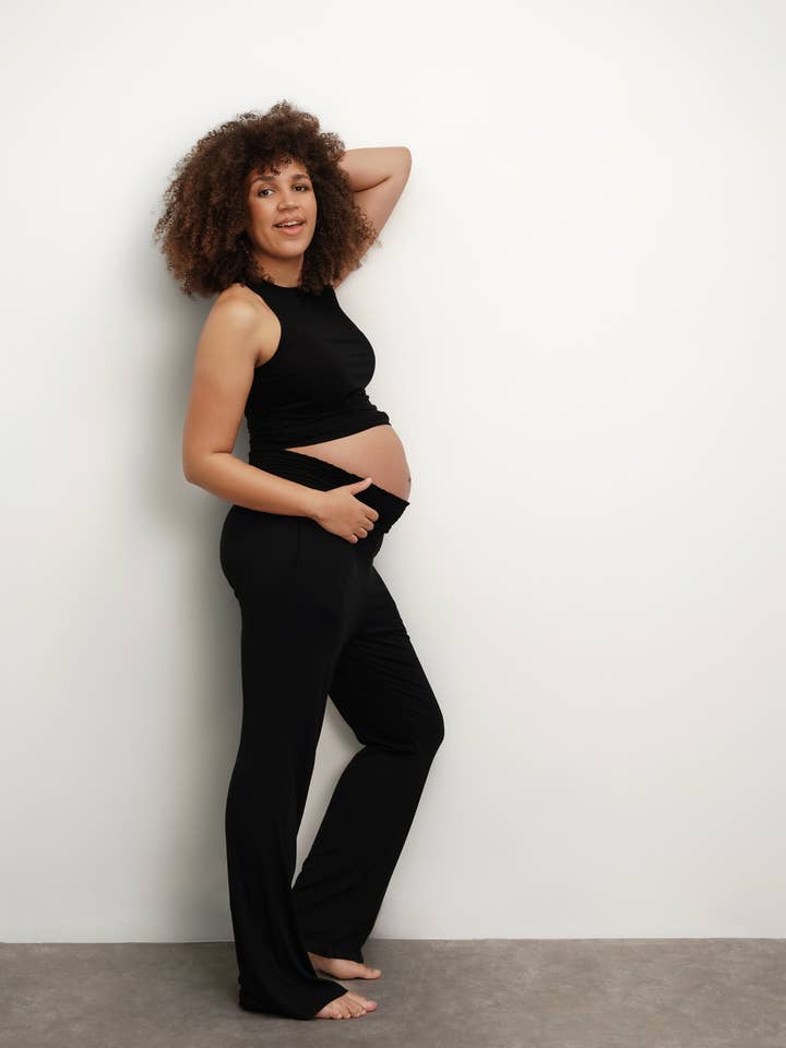 Soft Ribbed Maternity Women's Tank Top for wholesale by Nom Maternity