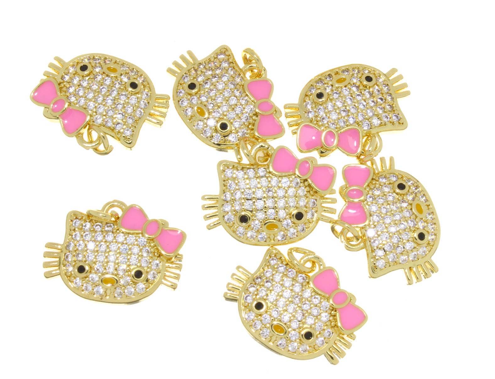 Jewel Pledge – Pendente/pingente individual por atacado – Pingente de Cabeça de Gato Kawaii Brilhante com Esmalte e Zircônia Dourada, CPG26433