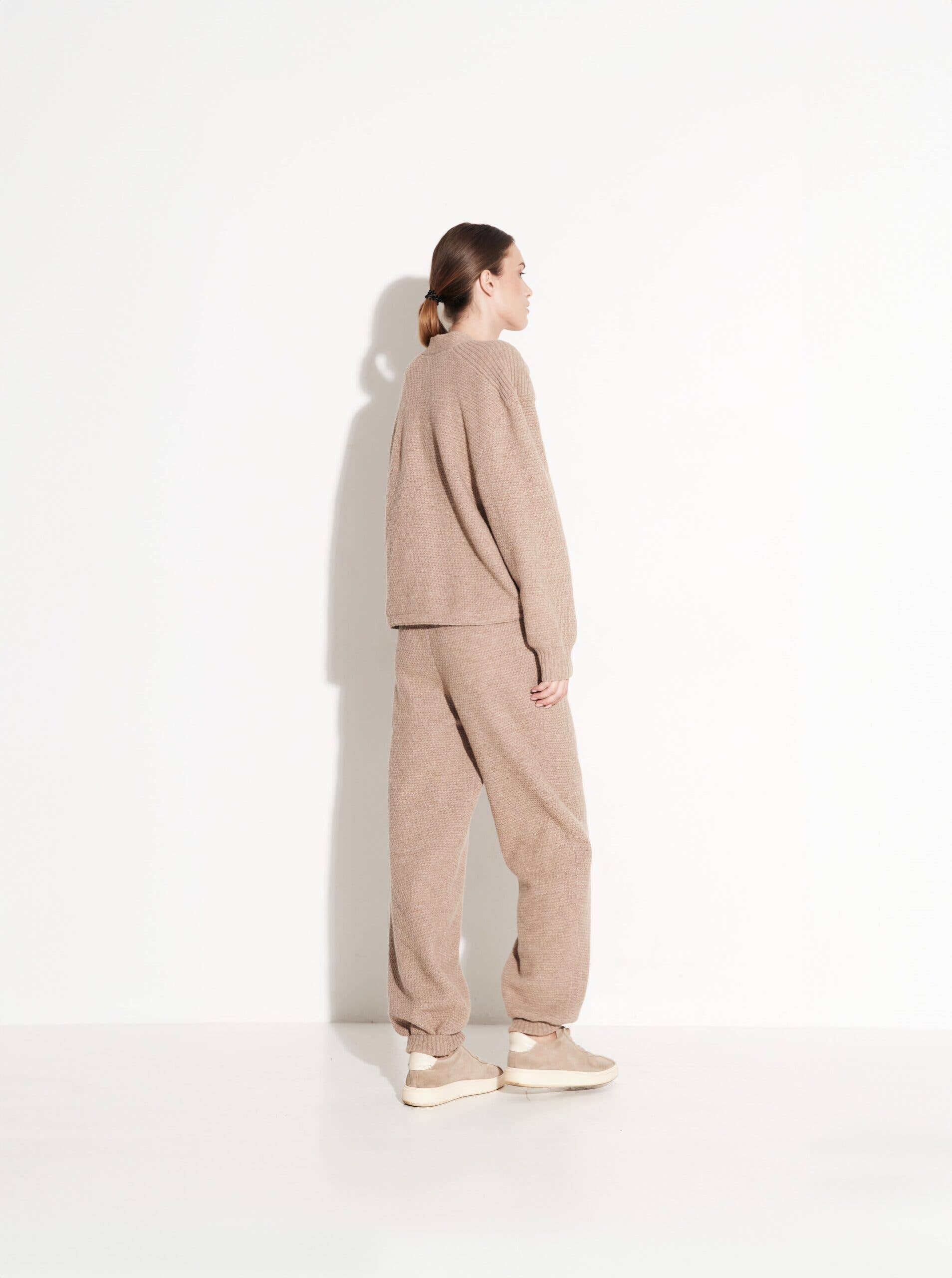 Aina Gasse - Wholesale Lounge Set - Women's - Helen Sweater & Pant Set2