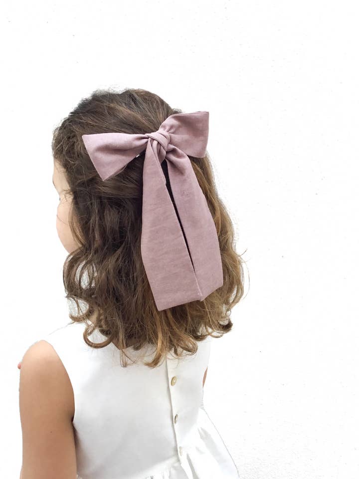 Dark Pink Long Hair Bow/Laço De Cabelo Comprido Cr Escuro for wholesale by Nós e Tranças