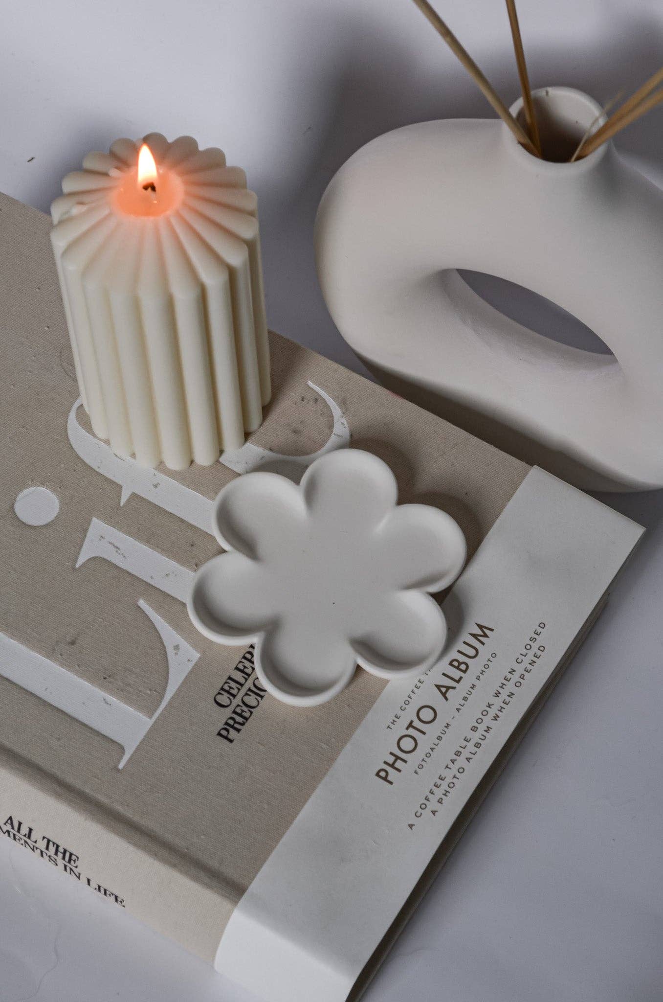 Hiroyi Decor - Wholesale Decorative Tray - Little Flower Tray