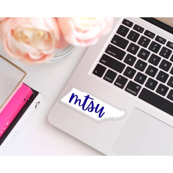 Sød MTSU Tennessee formet klistermærke for engroshandel hos Ryman + Co