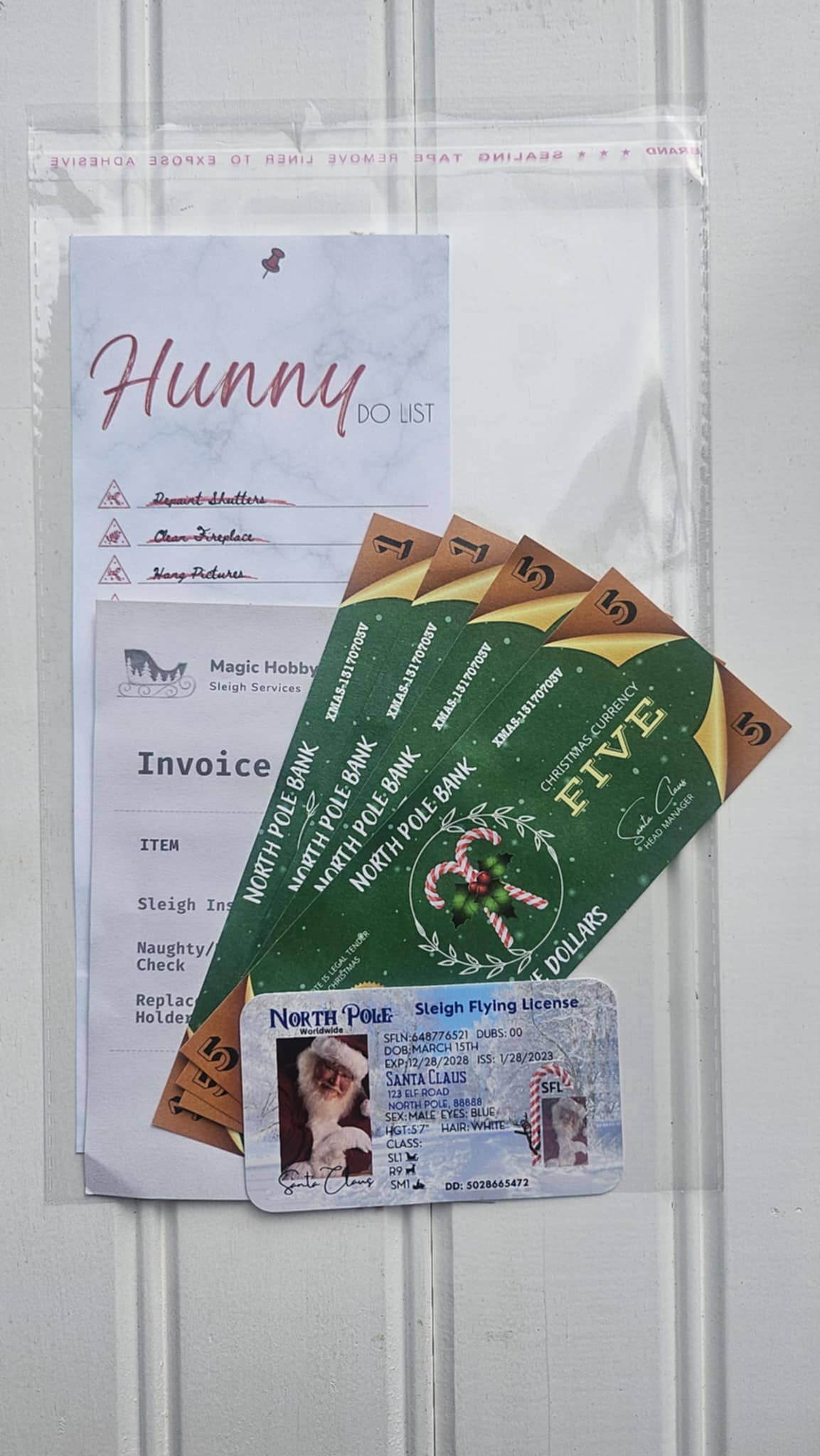 Snowfall Ridge LLC Accessories - Wholesale Christmas Decoration - White Santa Evidence Kit 1