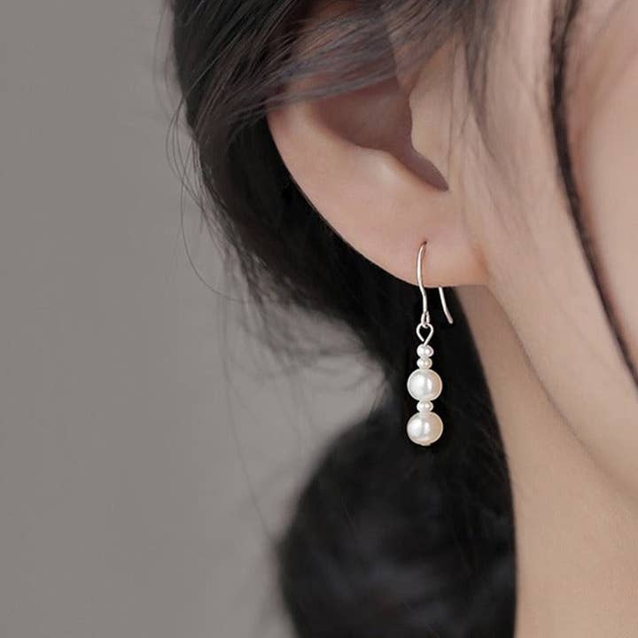 Haengseongworkshop - Wholesale Dangle Earrings - Surgical Steel 3mm 6mm Freshwater Pearls Earrings Dangle 2 pc Different Design Asymmetrical