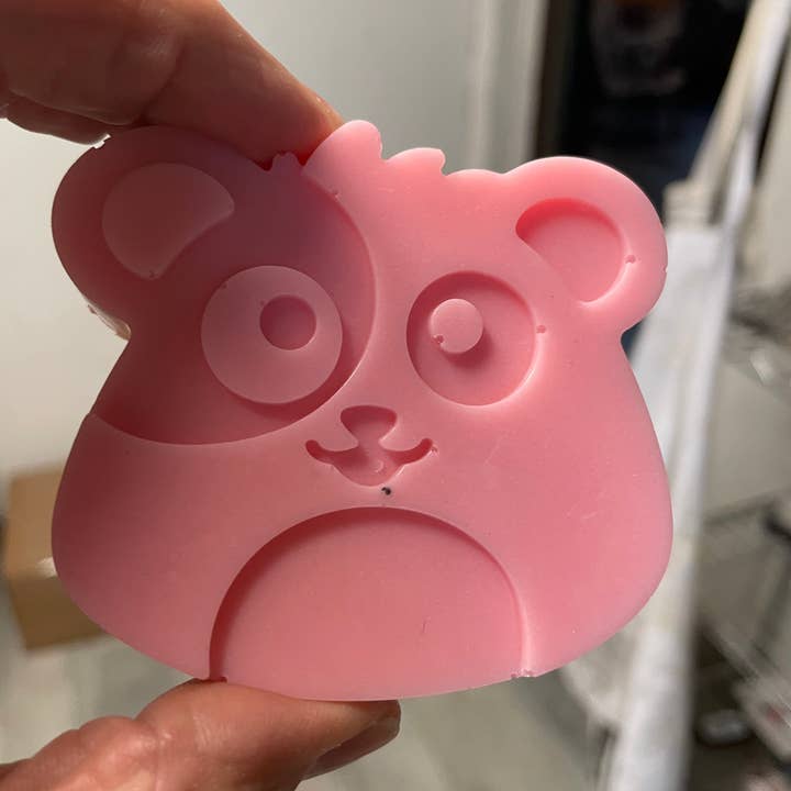 Harvest + Harmony - Wholesale Bar Soap - Harvest + Harmony Bear Shaped Goat Milk Soap, Color Varies