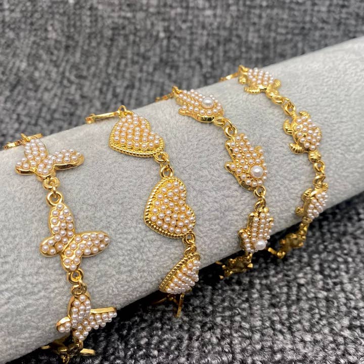 Mio Queena - Wholesale Charm/Dangle Bracelet - Pearl Geometric Charm 18K Gold Plated S.Steel Bracelet - FGS5