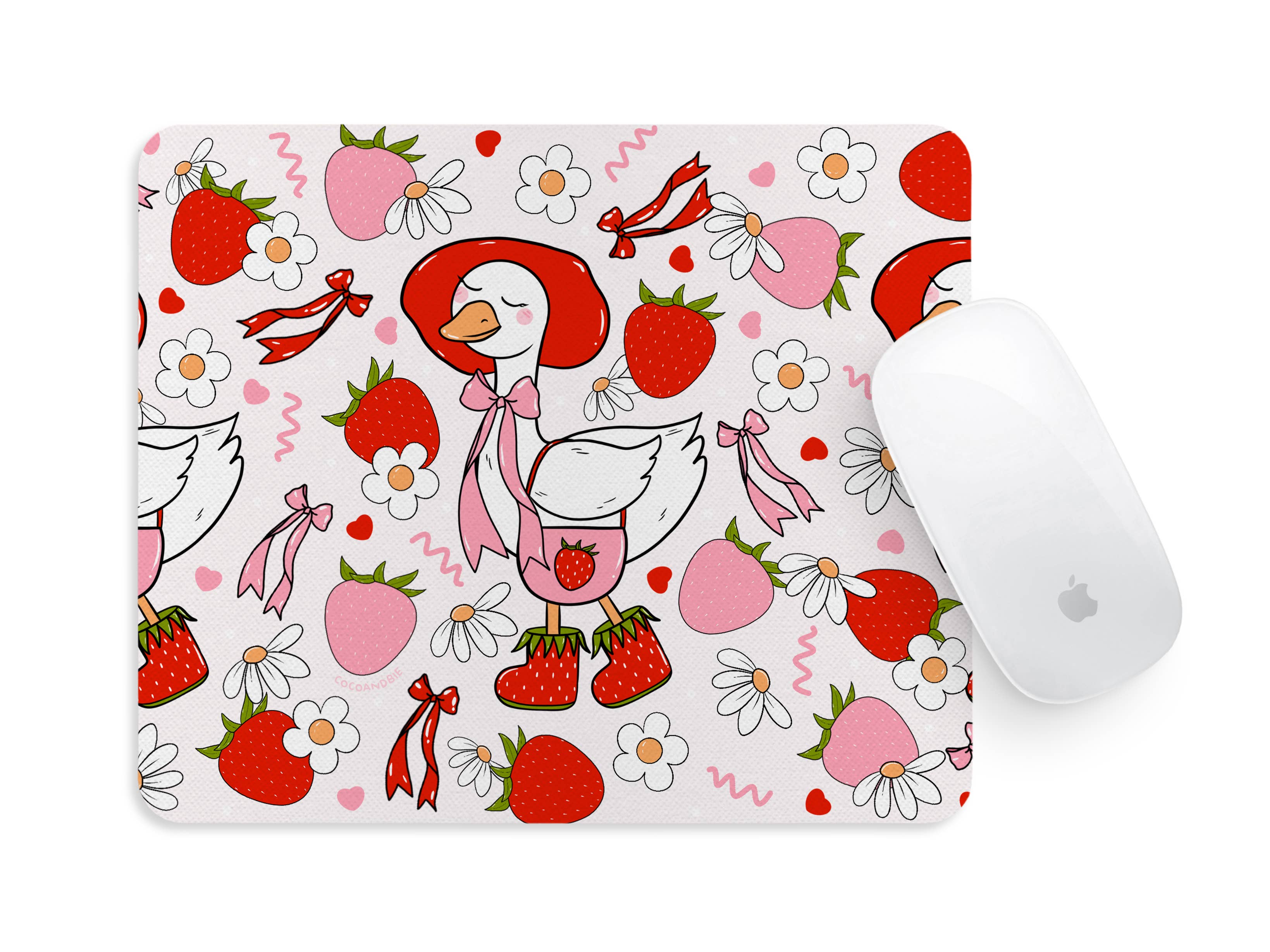 coco+bie designs - Vente Tapis de souris - Tapis de souris Coquette Strawberry Silly Goose0